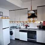 Sarakatua15: Spacious Family With Spectacular Views *