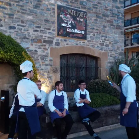 Apartman Especial Ultima Hora - Sarakatua15 - Vistas Espectaculares - Familias Y Parejas - 2 Independientes - Amplio Salon Cocina Comedor - Tarjeta Parking Ota Gratis - Julio Y Agosto Minima 7 Noches De Domingo A Domingo - *