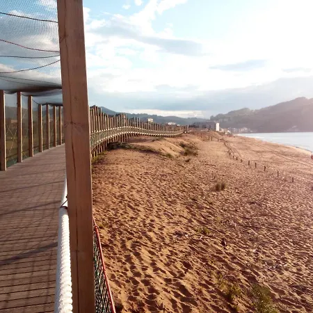 Sarakatua15 Vistas Espectaculares - Familias Y Parejas - 2 Independientes - Amplio Salón Cocina Comedor - Garaje Opcional En Pleno Centro Urbano